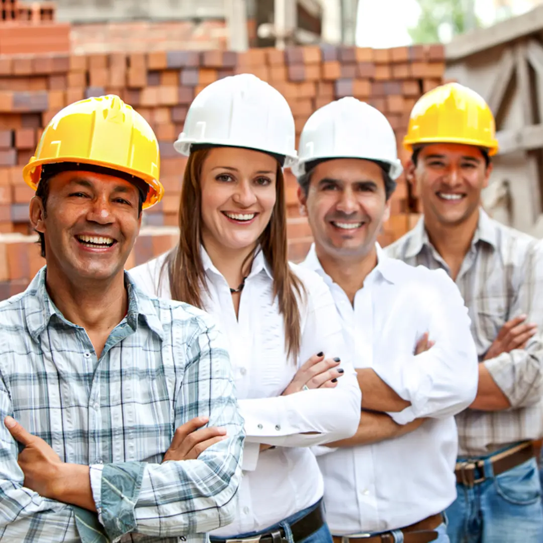 Equipo de trabajo Jaramillo Contratistas en un proyecto de Lima, Perú